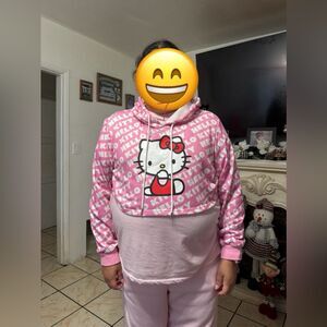 Women’s SHEIN hello kitty hooded crop top size XL